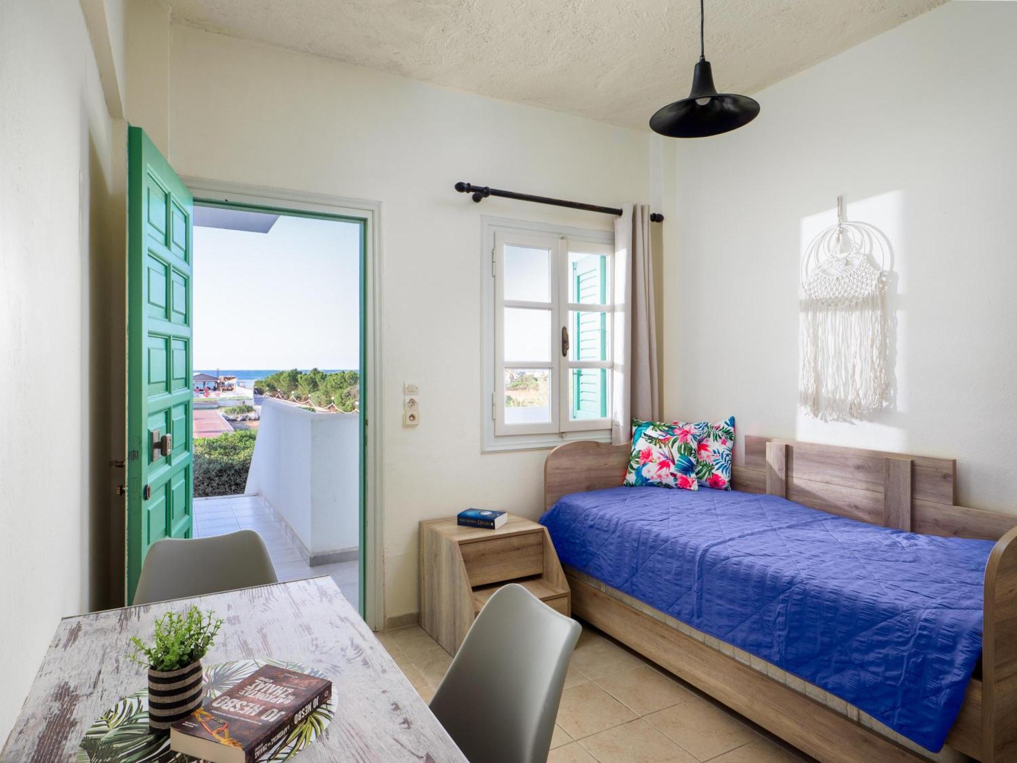 Divina Seaside Apartments By Estia Gouves Buitenkant foto